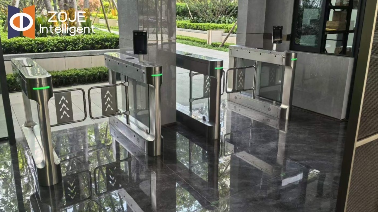 swing turnstile gate